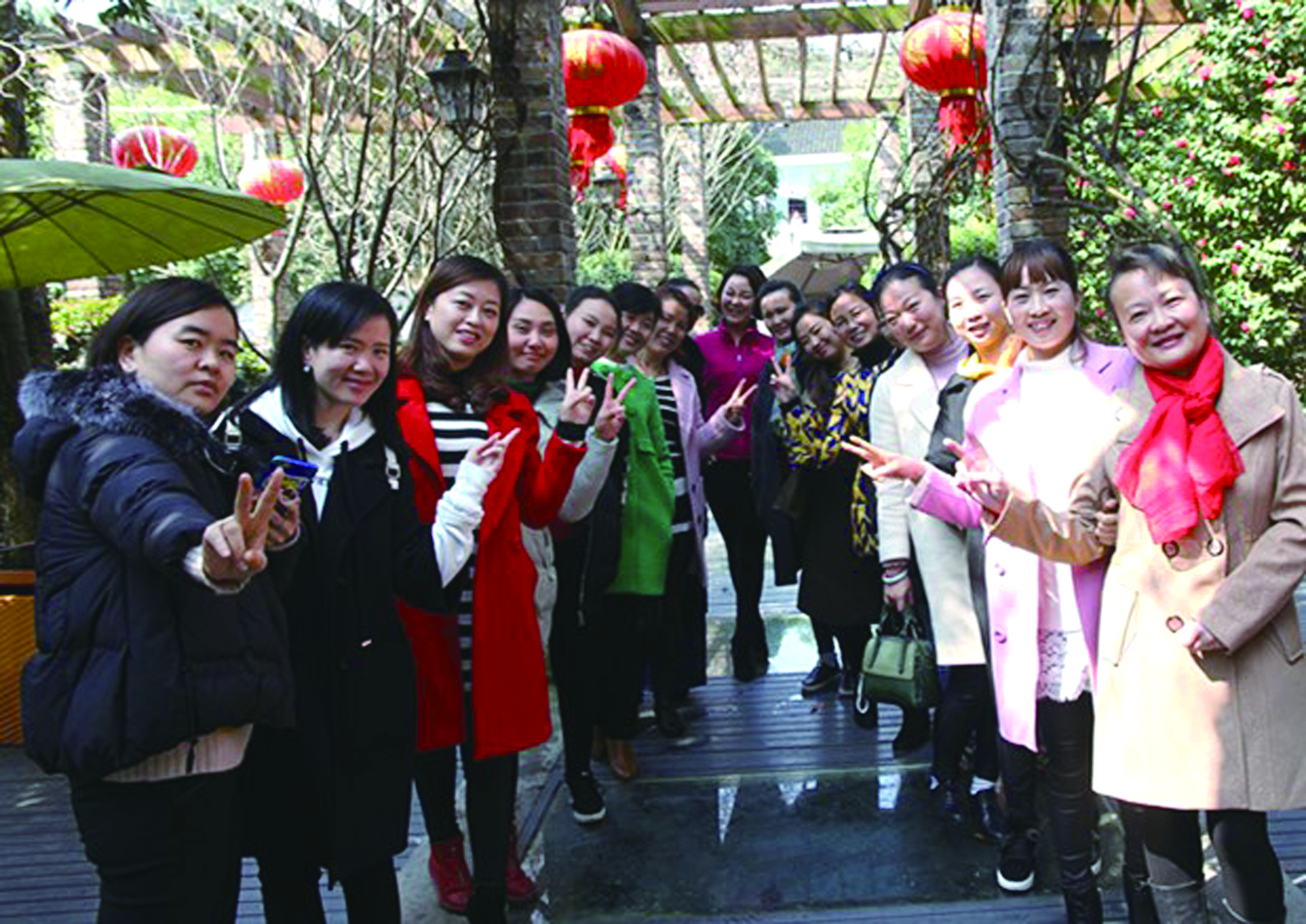 3月8日，集團(tuán)公司機(jī)關(guān)組織慶?！叭恕眿D女節(jié)活動(dòng)